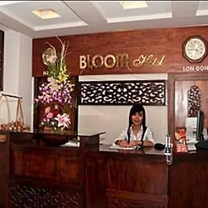 Hotel Bloom